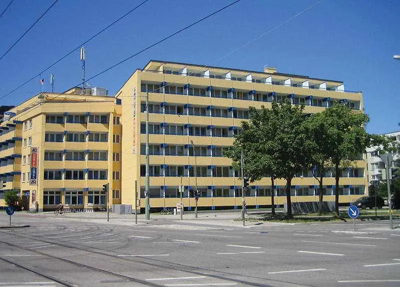 A Pousada A&O Muenchen Hackerbruecke 0*, Munique