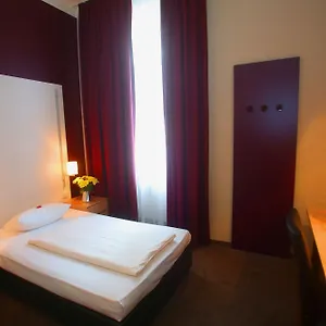 Columbus 3*, Frankfurt am Main Alemanha