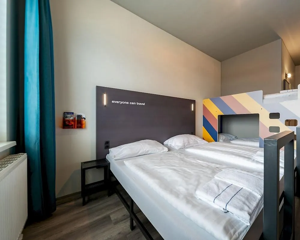 Auberge de jeunesse A&O Muenchen Hackerbruecke